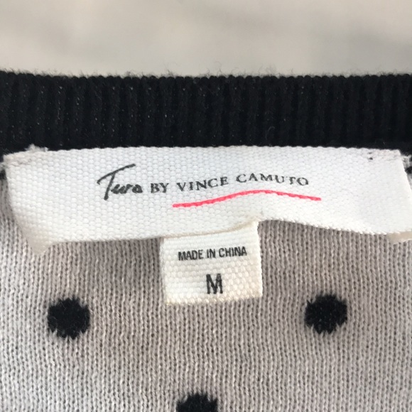 Vince Camuto sweater size M - Picture 2 of 7